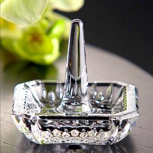 Waterford Giftology Lismore Square Ring Holder
